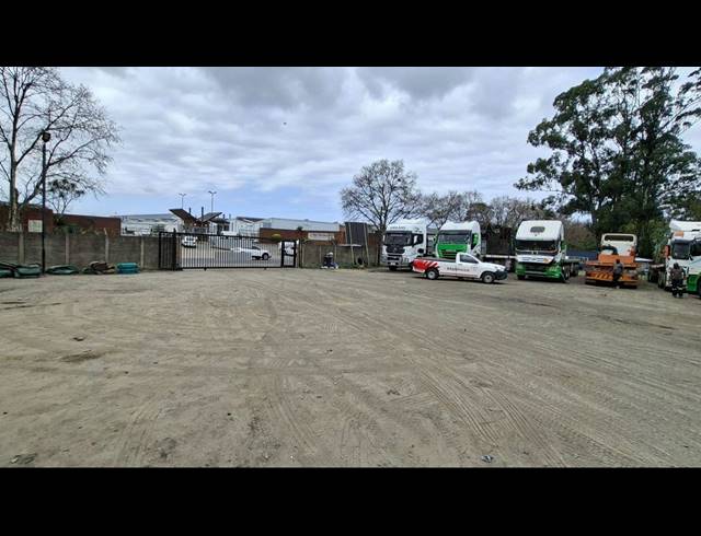 5,155M² VACANT LAND FOR SALE IN NEW GERMANY